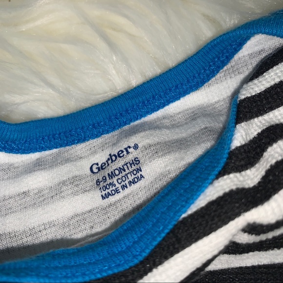 Carter’s/Gerber jumpsuit bundle - 6 months - Picture 6 of 9